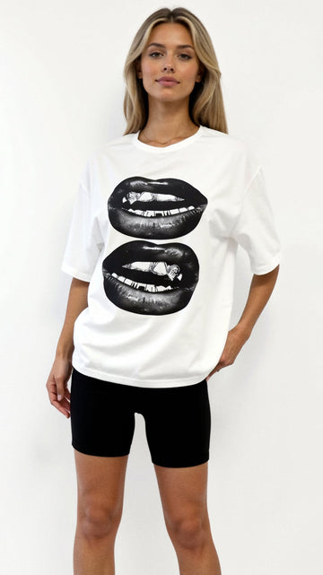 Camiseta Oversized de Diseño Natalia